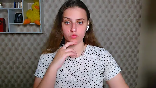 AmandaDimond  online show from 05-11-26, 11:00
