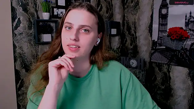 AmandaDimond  online show from 04-23-26, 09:16