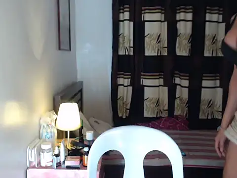 hottielicious slut69 online show from 12-16-25, 12:53