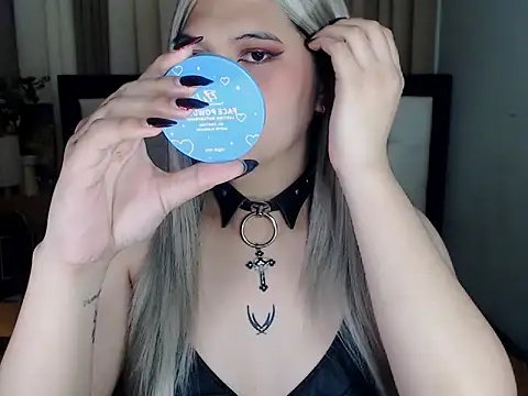 NaomiSmall online show from 09-22-25, 08:53