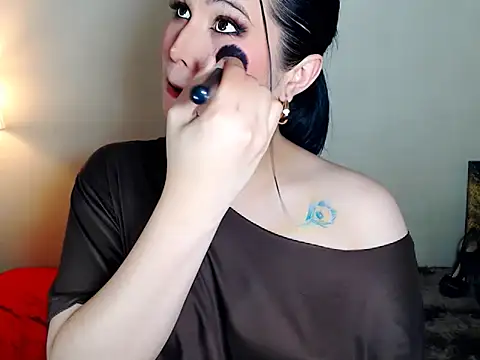 NaomiSmall online show from 01-08-26, 08:31