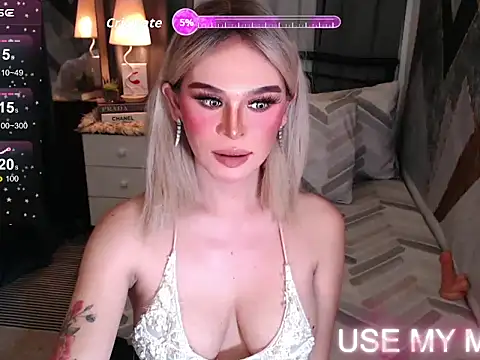 superhotangelxx online show from 04-21-26, 03:46