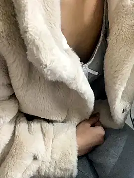 Mina048 online show from 01-12-26, 12:12