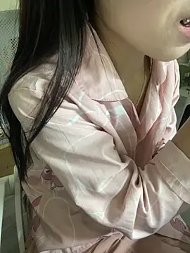 Mina048 online show from 11-30-25, 04:13