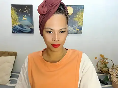 Savanna White online show from 10-25-25, 01:01