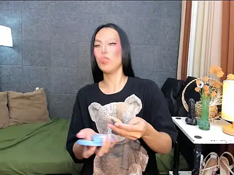 Savanna White online show from 09-13-25, 03:50