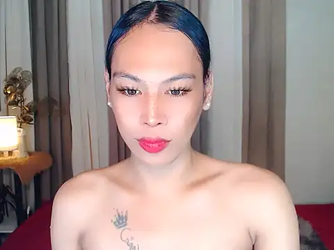 Savanna White online show from 10-07-25, 03:57