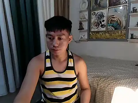 Snapshot of xshyboyx chatting on 05-30-26, 03:24 xshyboyx online show from 05-30-26, 03:24