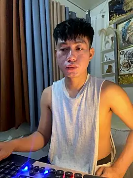 xshyboyx online show from 01-15-26, 02:48