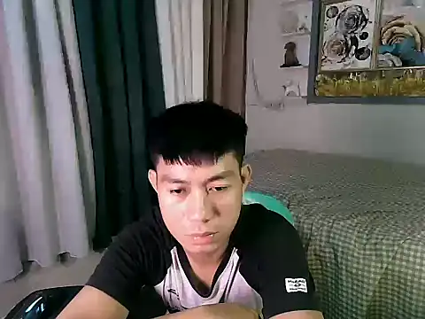 Snapshot of xshyboyx chatting on 06-03-26, 12:06 xshyboyx online show from 06-03-26, 12:06
