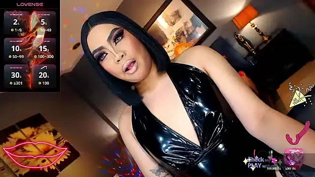 FridaHumphrey online show from 11-30-25, 06:09