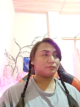 hella queen online show from 01-14-26, 08:18