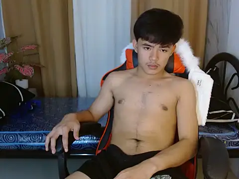 YourNaughtyTwink 69 online show from 04-25-26, 02:25