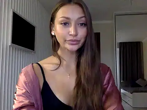 Snapshot of Sainaa1 chatting on 10-25-25, 10:36 Sainaa1 online show from 10-25-25, 10:36