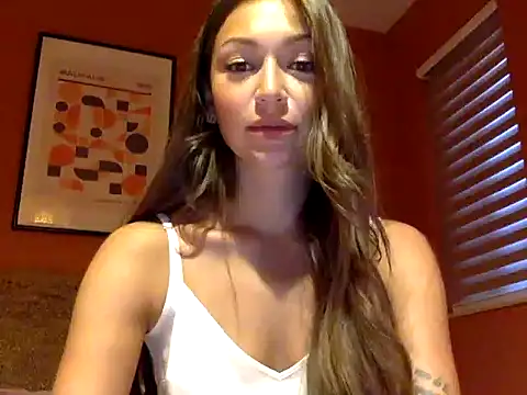 Snapshot of Sainaa1 chatting on 09-18-25, 03:48 Sainaa1 online show from 09-18-25, 03:48