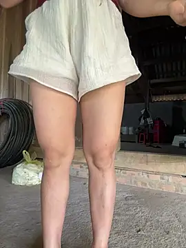 ThiHa003 online show from 04-12-26, 12:58