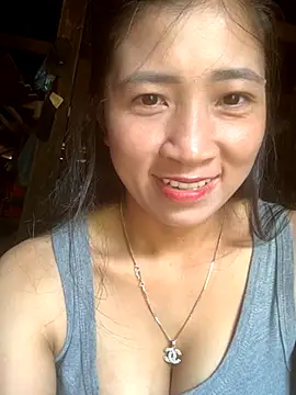 Snapshot of ThiHa003 chatting on 10-07-25, 04:46 ThiHa003 online show from 10-07-25, 04:46