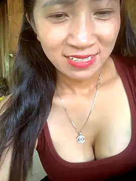 Snapshot of ThiHa003 chatting on 09-21-25, 04:17 ThiHa003 online show from 09-21-25, 04:17