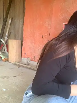 ThiHa003 online show from 10-31-25, 01:46