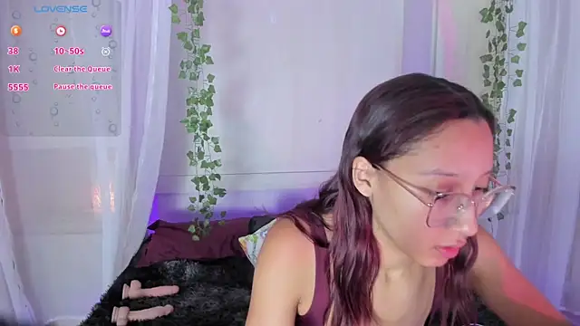 CamiGox online show from 04-18-26, 04:37