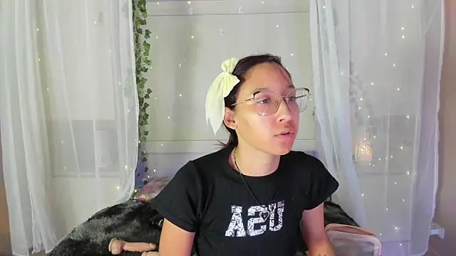 CamiGox online show from 03-10-26, 04:05