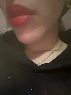 Mimisixo online show from 04-14-26, 02:22