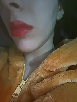 Mimisixo online show from 11-22-25, 01:43