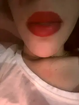 Mimisixo online show from 10-27-25, 10:54