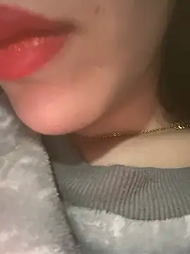 Mimisixo online show from 04-01-26, 11:23