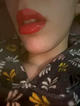 Mimisixo online show from 11-17-25, 11:31