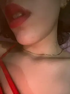 Mimisixo online show from 10-10-25, 09:37