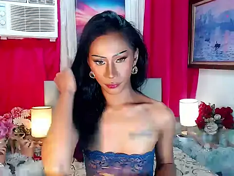 sassylatina online show from 11-18-25, 02:53