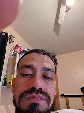 Snapshot of Cnutt310 chatting on 02-12-26, 01:16 Cnutt310 online show from 02-12-26, 01:16