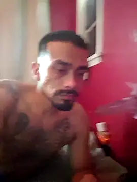 Snapshot of Cnutt310 chatting on 09-15-25, 06:30 Cnutt310 online show from 09-15-25, 06:30