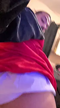 Snapshot of Cnutt310 chatting on 03-03-26, 08:21 Cnutt310 online show from 03-03-26, 08:21