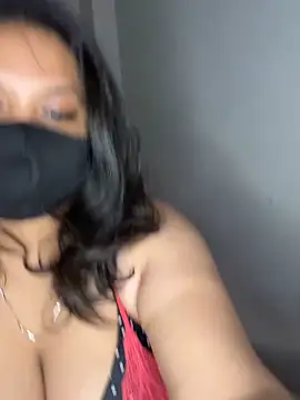 Momita-1 online show from 10-31-25, 07:21