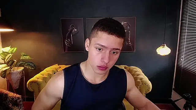 Snapshot of deivid_parker chatting on 09-20-25, 01:49 deivid parker online show from 09-20-25, 01:49