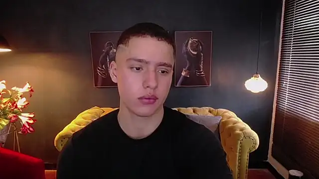 Snapshot of deivid_parker chatting on 06-19-26, 01:39 deivid parker online show from 06-19-26, 01:39