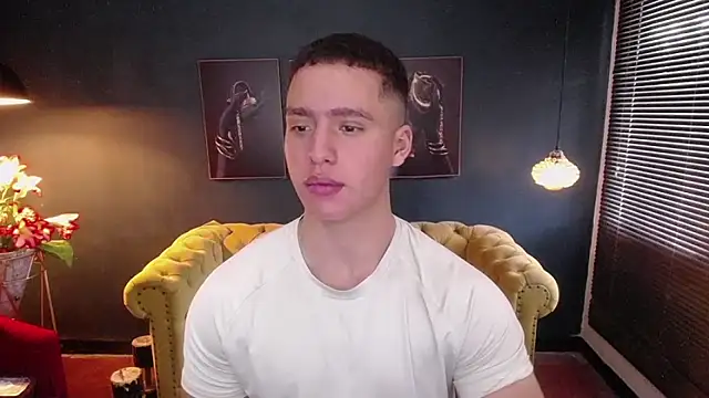 Snapshot of deivid_parker chatting on 05-11-26, 02:45 deivid parker online show from 05-11-26, 02:45