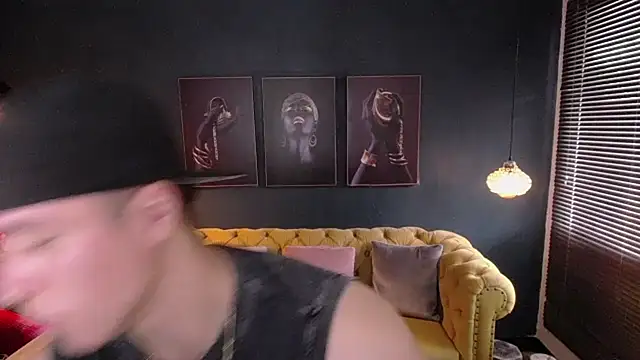 Snapshot of deivid_parker chatting on 05-21-26, 01:52 deivid parker online show from 05-21-26, 01:52