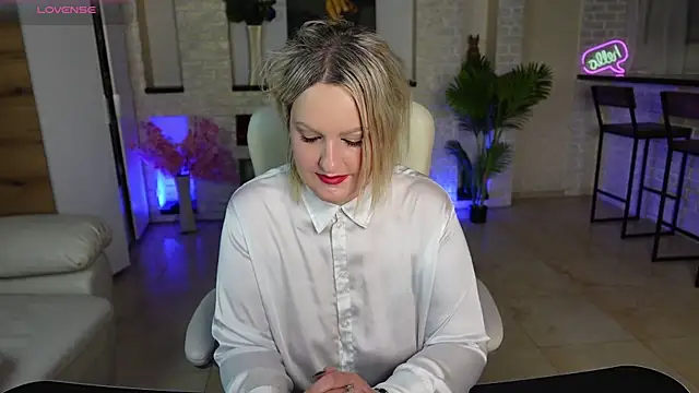 MariemLui online show from 03-21-26, 04:00