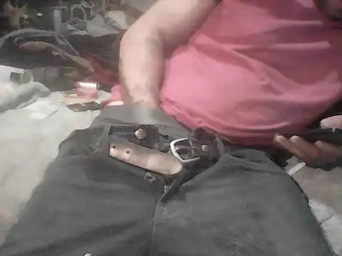 Twoslipperywhenwett online show from 05-06-26, 07:51