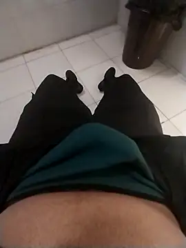 Novinhoamacoroas1002 online show from 12-23-25, 04:45