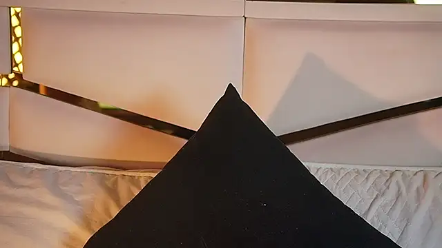 ambar rosse25 online show from 09-22-25, 11:38