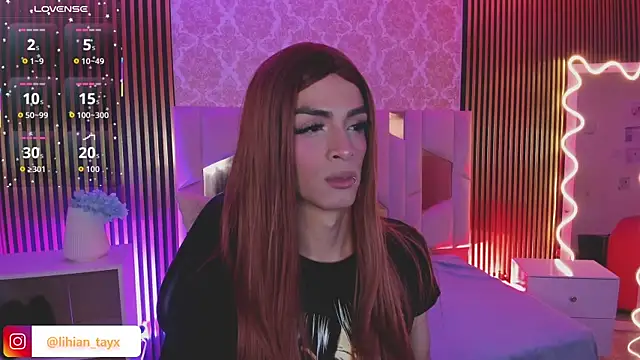 LIHIAN TAY online show from 10-24-25, 03:38