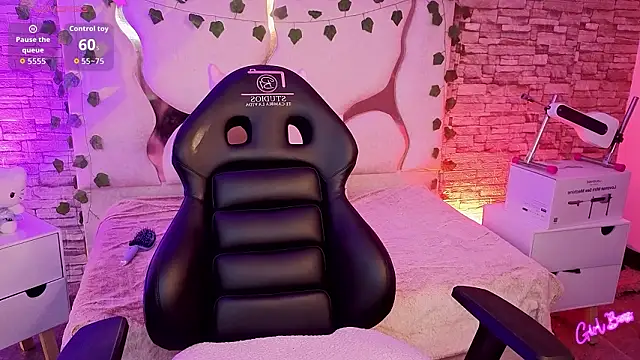 LIHIAN TAY online show from 02-28-26, 12:16