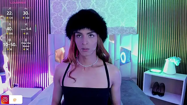 LIHIAN TAY online show from 11-09-25, 04:05