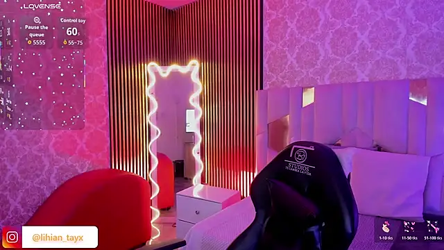 LIHIAN TAY online show from 11-06-25, 02:37