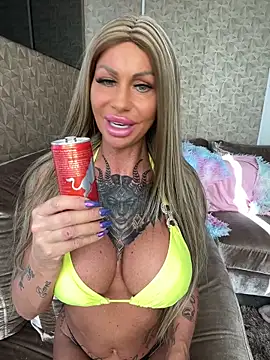 dutchbarbie online show from 04-30-26, 04:25