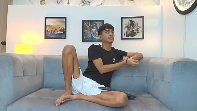 PRETTY SEX1 online show from 12-18-25, 01:26